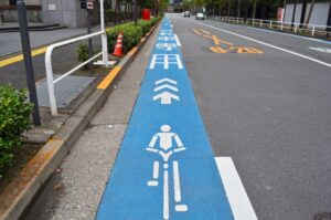 自転車　車道標示　画像2